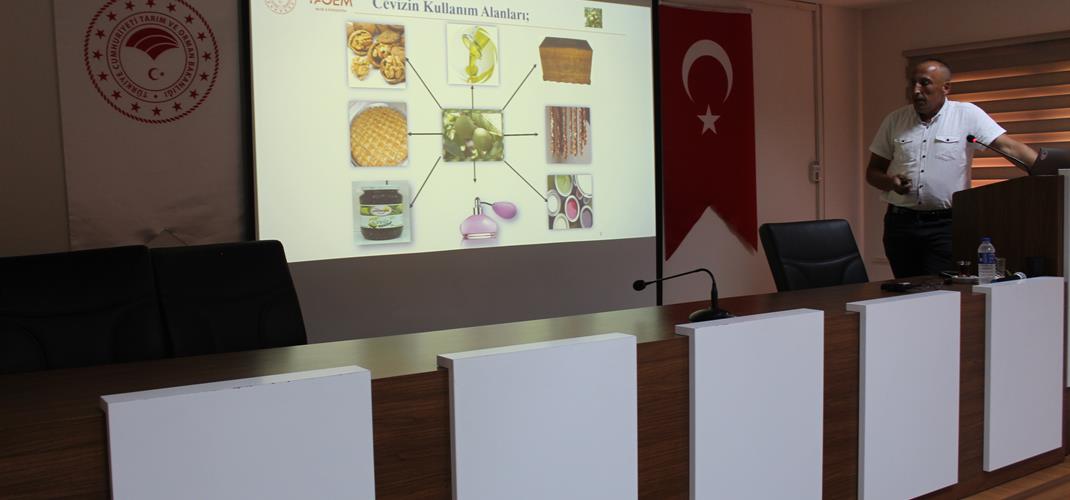 Karabük 2.Ceviz Yetiştiriciliği İstişare Toplantısı ve Uygulamalı Eğitimi Başladı