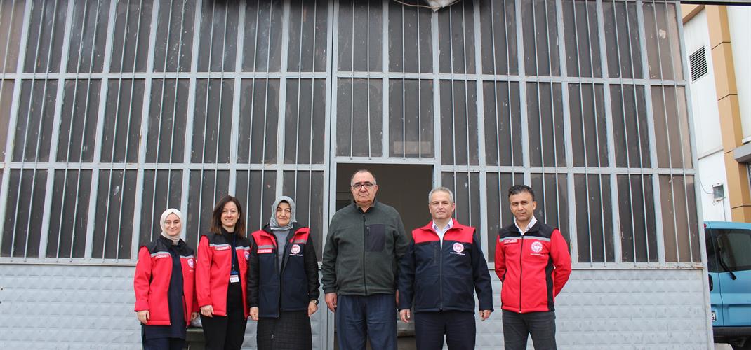 ​İl Müdürümüz Yasin ÖNDER, ilimizde faaliyet gösteren Bağlar Gazoz Fabrikası’nı ziyaret ederek incelemelerde bulundu.